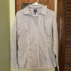 Express The Essential Shirt